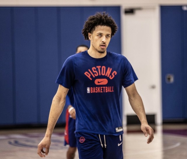 图斯表现出 图斯表现出