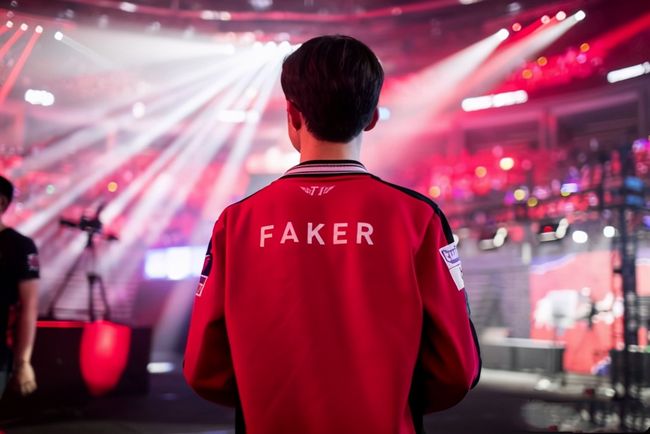 底线的追问 底线的追问